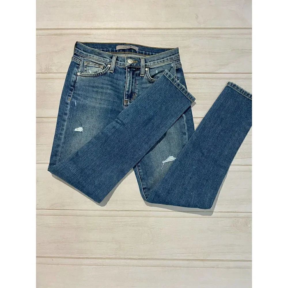 Joe's Jeans Medium Wash Distressed Skinny Jeans
